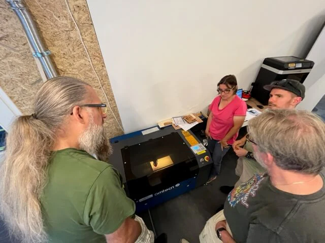 Laser-Kurse für OMTech Lasermaschinen in der Schweiz - Image 3