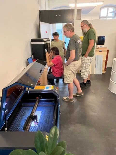 Laser-Kurse für OMTech Lasermaschinen in der Schweiz - Image 6